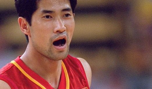 李晓勇是谁，他为什么退役？