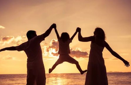 3岁前宝宝更需要父爱，这是为什么？