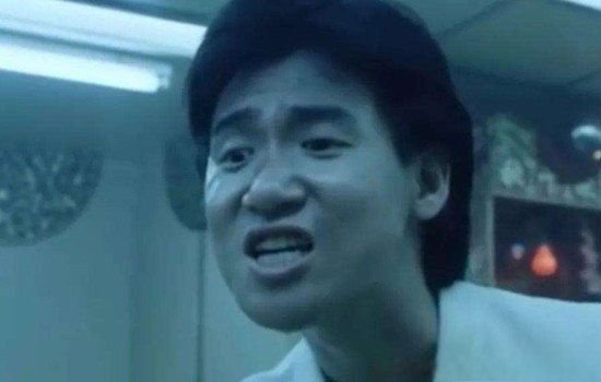 一张图片笑死10亿人 蒙娜丽莎也开始抽烟了