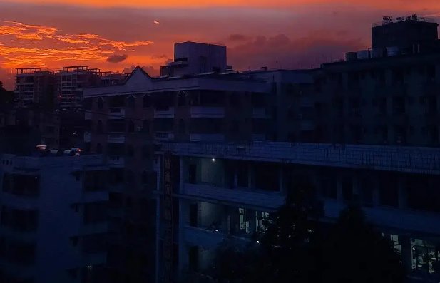 小城夏天歌曲原唱