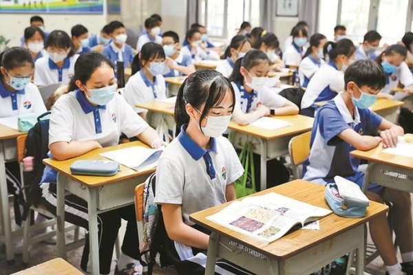 龙行龘龘是什么意思？