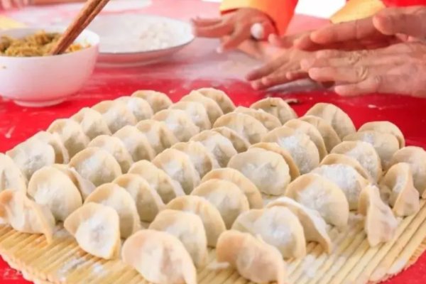 小年吃饺子的寓意