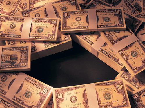 哈尔滨一学生虚构各种理由，骗了老师上百万元，这笔钱还能追回来吗？