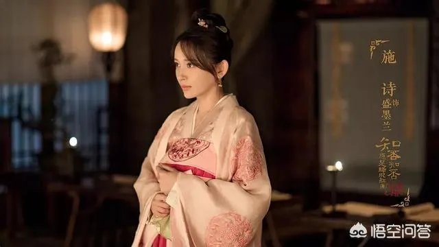 《知否》中明兰用泥巴阻止墨兰私会，这么做有什么隐藏的目的？