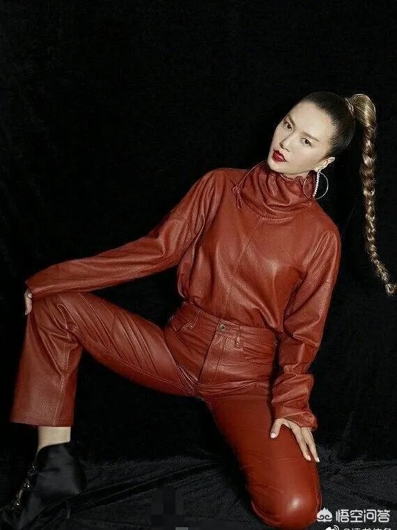 央视中秋晚会你看了吗?谭维维的《敢问路在何方》你如何评价?