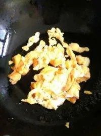 番茄炒蛋应该怎么做？