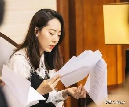 鄂靖文在演了《新喜剧之王》后，为什么还是没火？