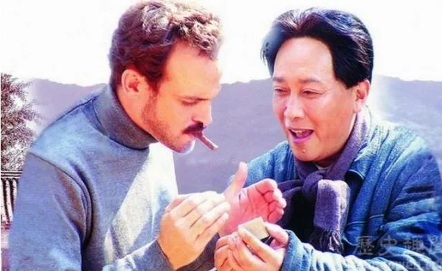 白求恩是哪个国家的人?