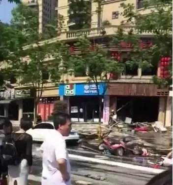 浙江一火锅店爆炸是这么回事？