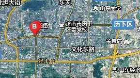 泉城广场属于济南哪个区？