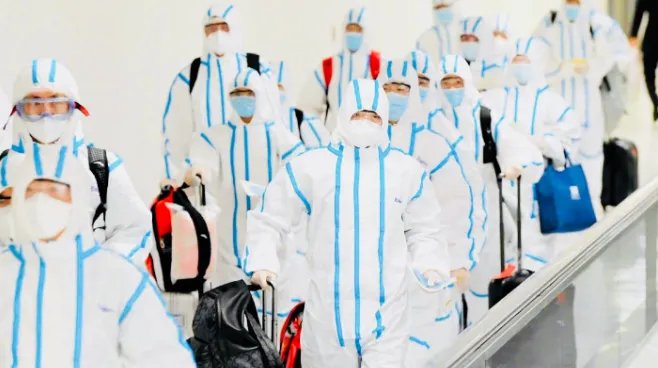 中国体操队全副武装抵达日本，你觉得这是不尊重对方吗？