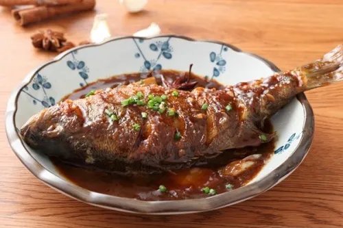 红烧鱼的做法 好吃的红烧鱼怎么做