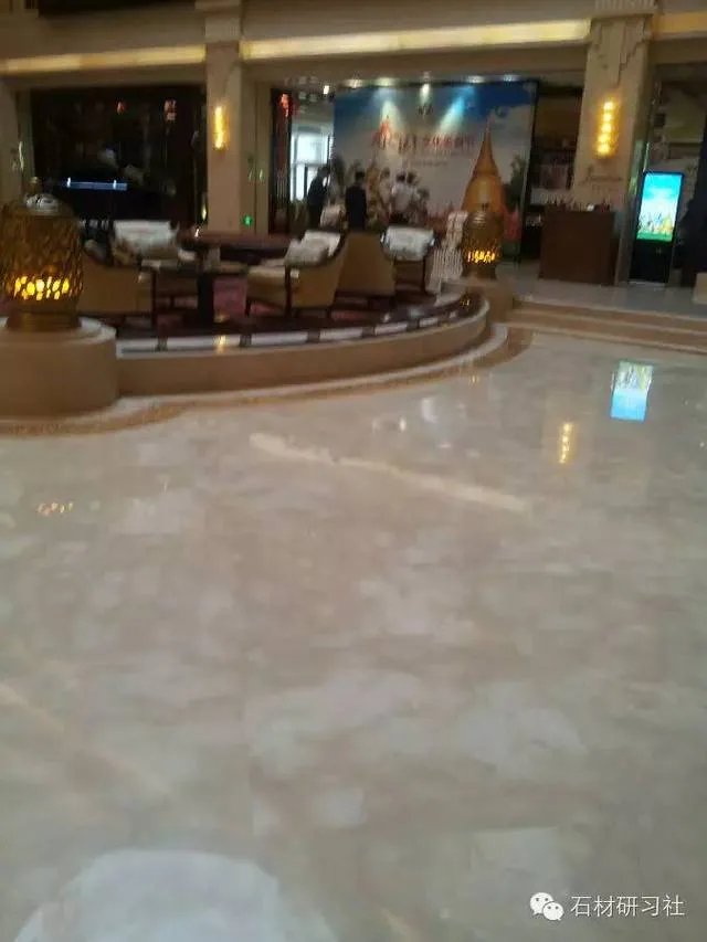 图解各种石材污染病变问题（一）