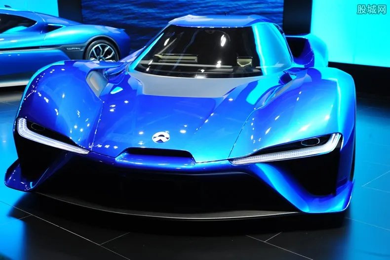 李斌妻子王屹芝的个人简历 王屹芝结过几次婚