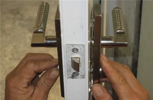 如何换锁芯