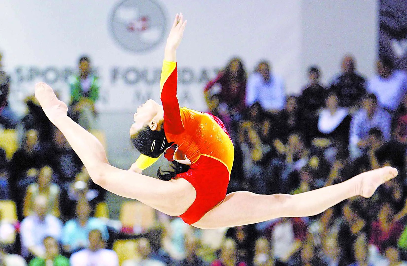 中国体操队全副武装抵达日本，你觉得这是不尊重对方吗？