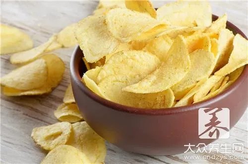 零食锅巴的热量高吗