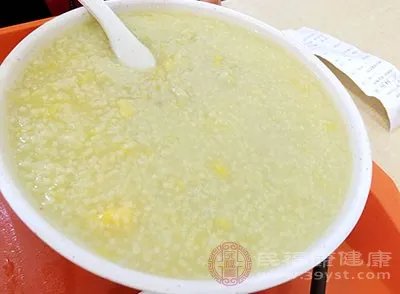 拉肚子吃什么好