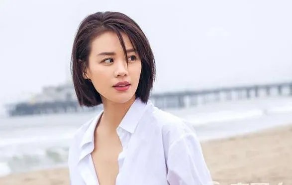 马思纯是什么背景