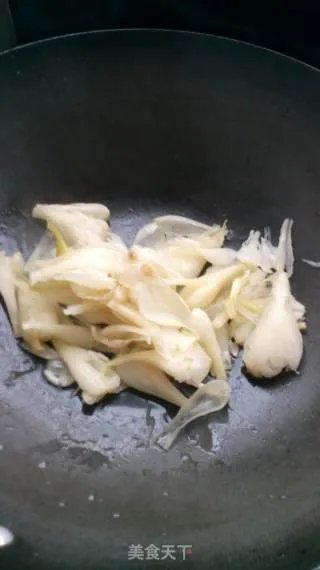 鬼节必吃的酸荞头焖鸭肉