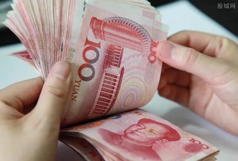 温纯青是谁 身家85亿为什么遭黄有龙要债