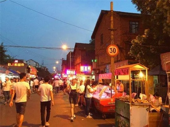 德阳吃喝玩乐在哪里？