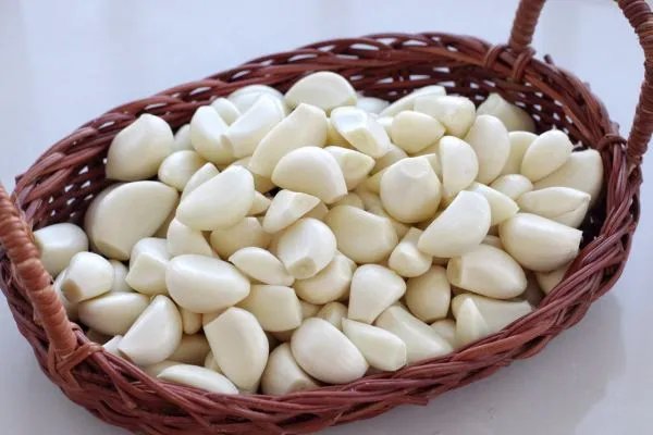 腌腊八蒜的正确方法