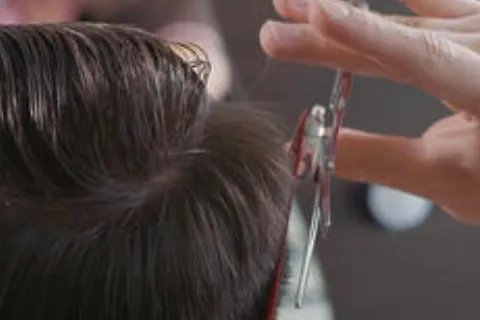 周公解梦做梦梦到剪头发是什么意思