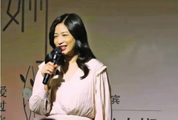 中国十大言情小说作家 匪我思存上榜，第七是《泡沫之夏》作者