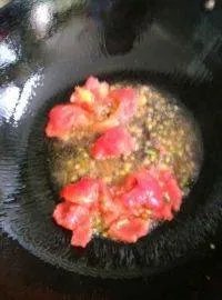 番茄炒蛋应该怎么做？