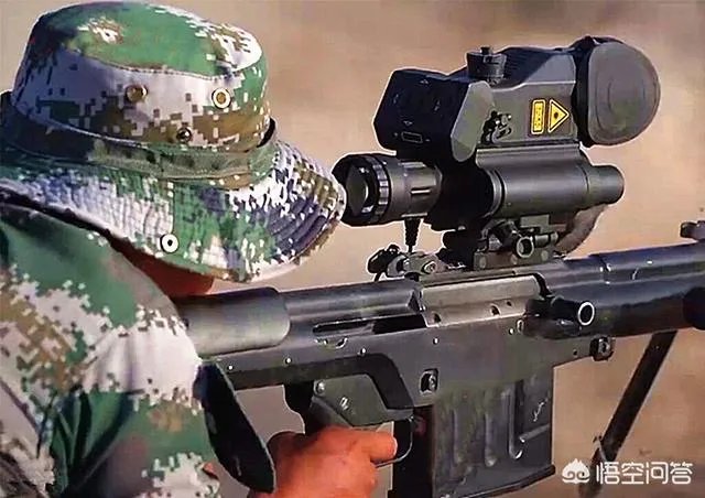 中国的10式狙击步枪使用的瞄准镜为什么那么大，有什么优点吗？