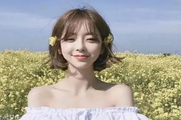 什么是青木亚麻灰发色 闷青灰和青木亚麻灰是一个色吗