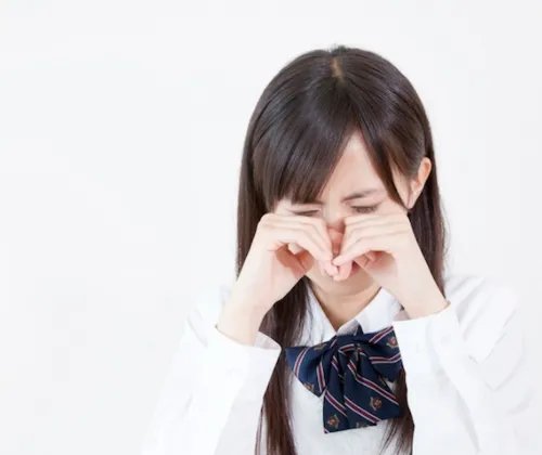 女朋友哭了怎么办 女朋友哭了男朋友什么表现说明他心疼