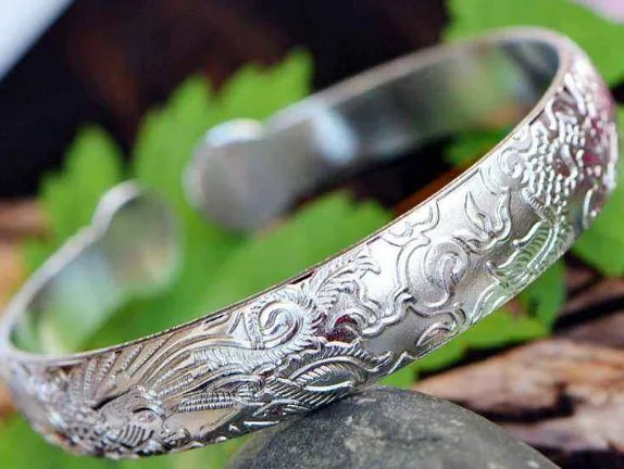 藏银和纯银的区别是什么