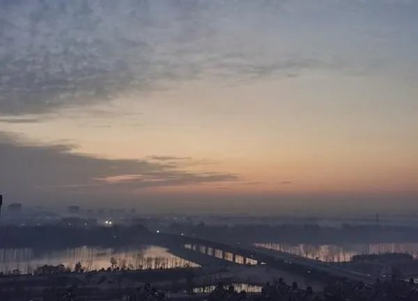 长河渐落晓星沉中晓星指什么