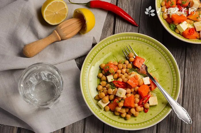 霉菌性阴炎的症状用这种药，原来霉菌最怕这类东西