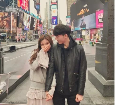 如果看待吴大伟公开恋情而导致掉粉事件？