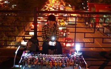 2023年中元节可以上坟吗 为什么不能随便的上坟