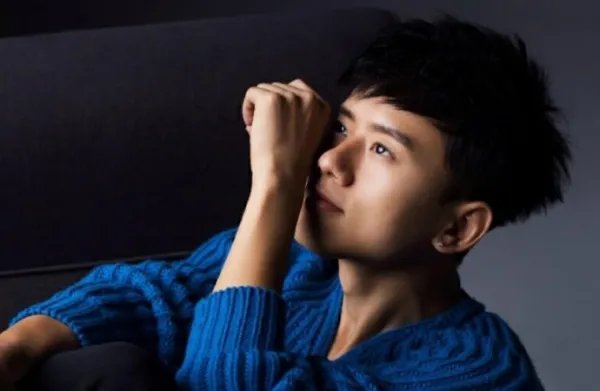 天下 的歌词（完整的）