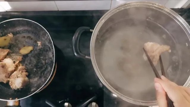 冬瓜排骨汤怎么做？