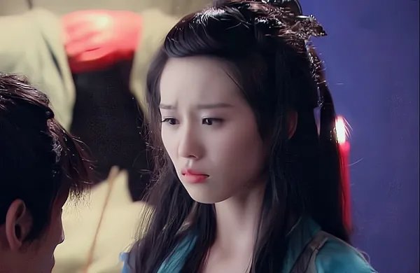 胡歌、刘诗诗再见面相视一笑，他们此前有过哪些交集？