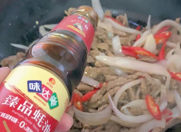洋葱炒牛肉的做法