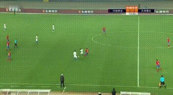 狂奔70米！阿奇姆彭利用速度连过4人完成破门！拉拽，飞铲都挡不住，你怎么看？