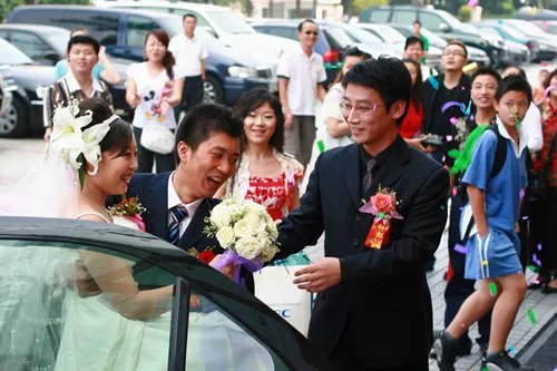 伴郎有什么讲究 当伴郎需要注意什么