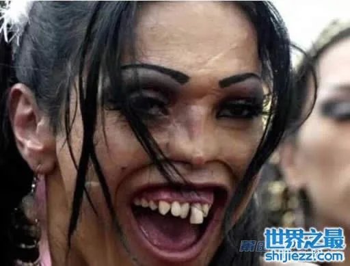 世界上最丑陋的女人，世界上20个最丑的人(怕吐勿看) 