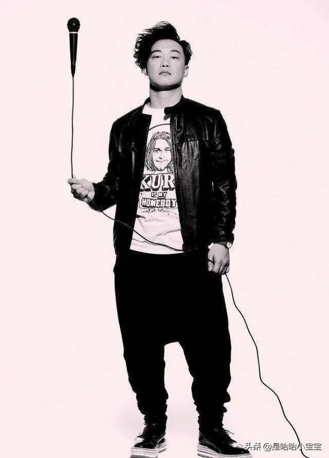 孤独患者歌词是什么意思？