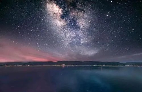 长河渐落晓星沉中晓星指什么