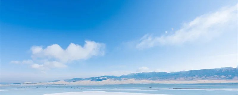 飞云之下的写作背景是什么