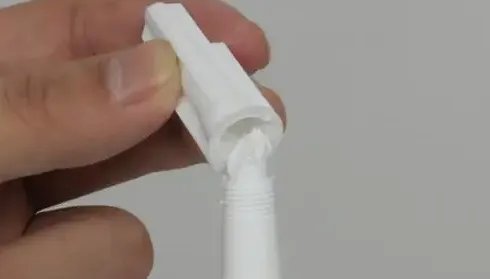 玻璃胶怎么使用