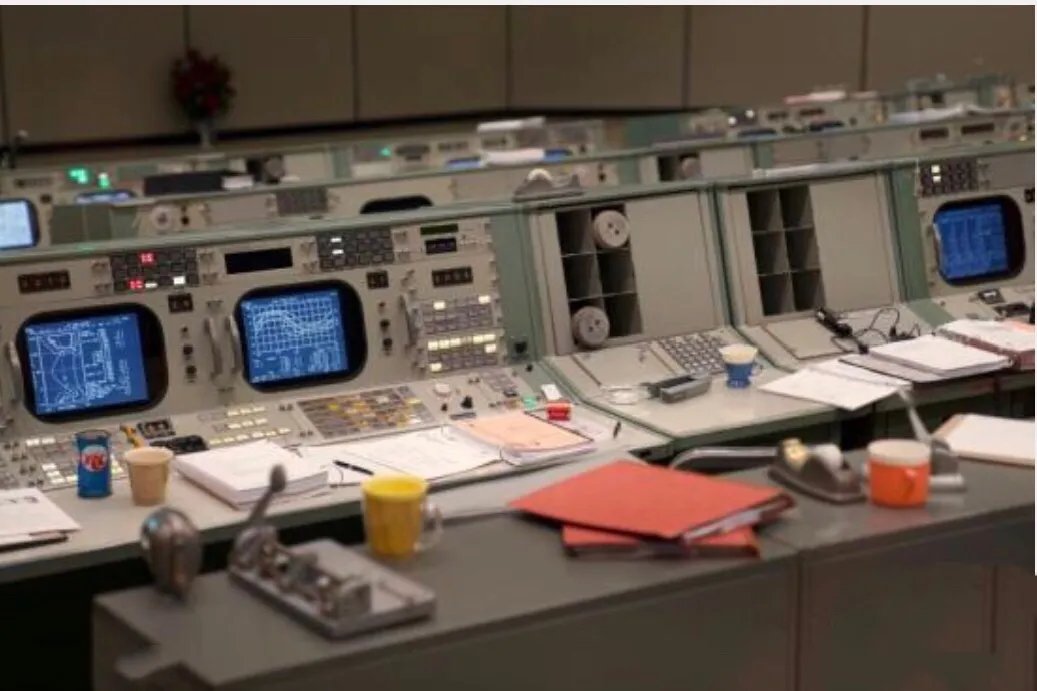 人类首次登月已经50周年了，重返月球之日何时到来？